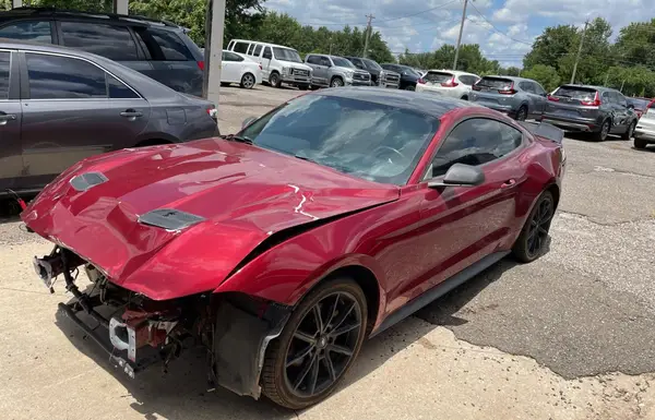 1FA6P8TH9J5182619 2018 FORD MUSTANG - Image 2