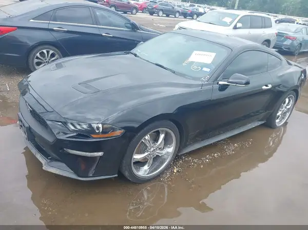 1FA6P8TH9J5184502 2018 FORD MUSTANG - Image 2