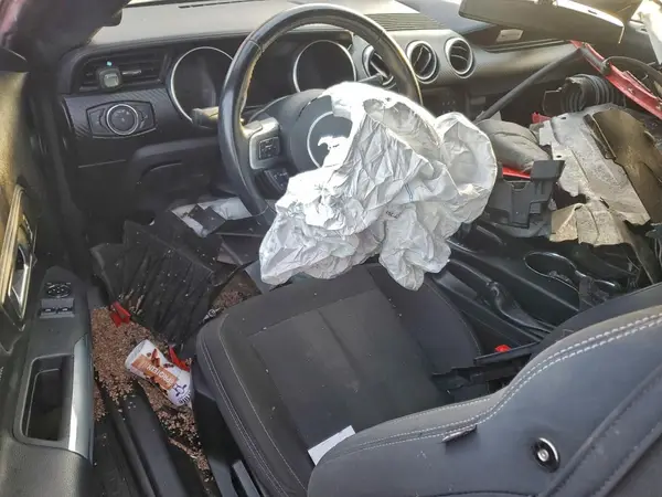 1FA6P8TH9J5185570 2018 FORD MUSTANG - Image 8