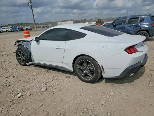 1FA6P8TH9R5107060 2024 FORD MUSTANG - Image 2