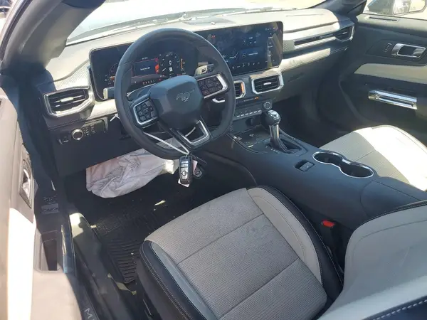 1FA6P8TH9S5129324 2025 FORD MUSTANG - Image 8