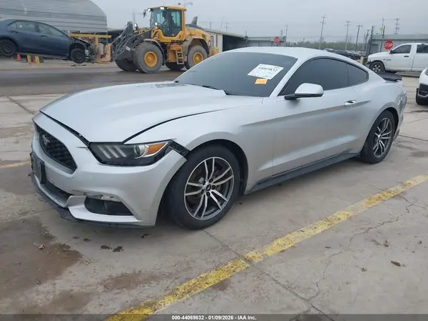 1FA6P8THXG5283581 2016 FORD MUSTANG - Image 2