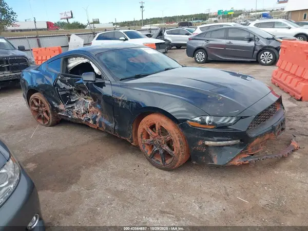 1FA6P8THXJ5104270 2018 FORD MUSTANG - Image 1