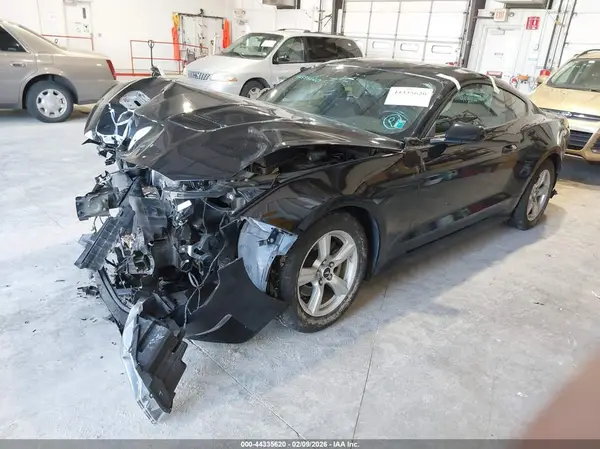 1FA6P8THXJ5108397 2018 FORD MUSTANG - Image 2
