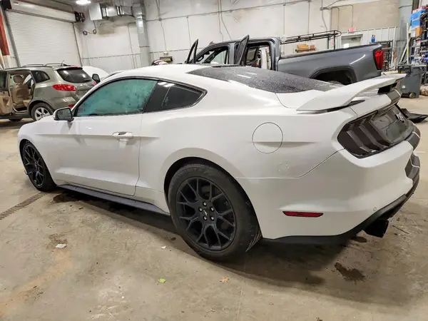 1FA6P8THXJ5112322 2018 FORD MUSTANG - Image 2