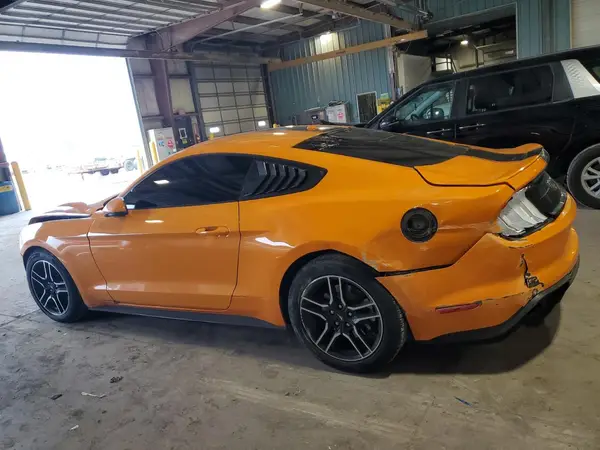 1FA6P8THXJ5123871 2018 FORD MUSTANG - Image 2