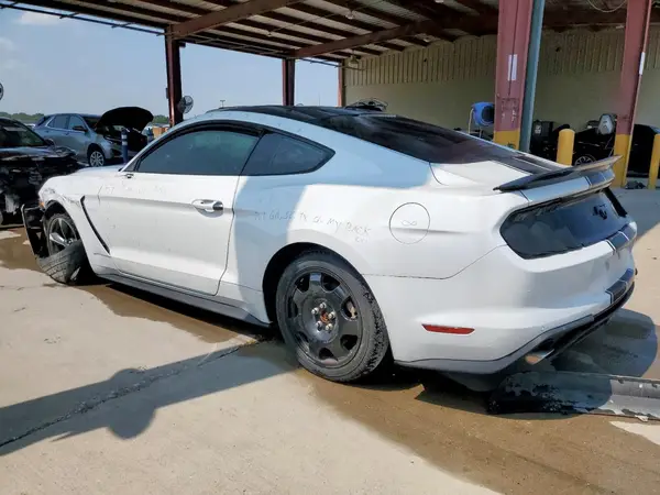 1FA6P8THXJ5127550 2018 FORD MUSTANG - Image 2