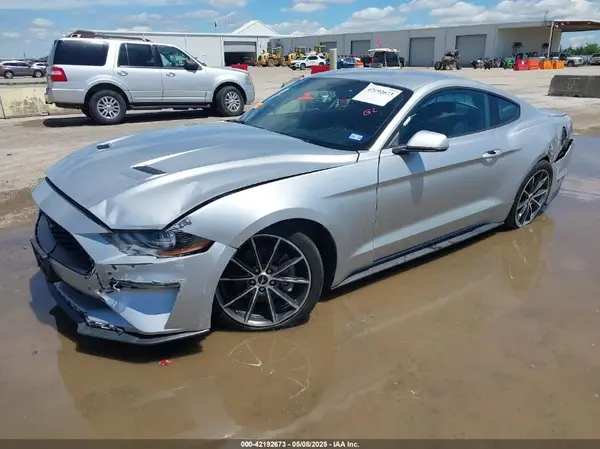 1FA6P8THXJ5128830 2018 FORD MUSTANG - Image 2