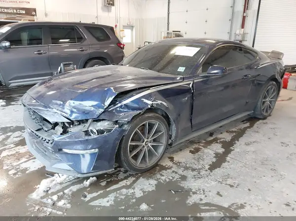 1FA6P8THXJ5137138 2018 FORD MUSTANG - Image 2