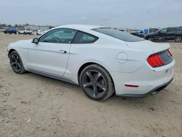 1FA6P8THXJ5146387 2018 FORD MUSTANG - Image 2
