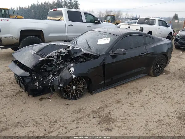 1FA6P8THXJ5167823 2018 FORD MUSTANG - Image 2