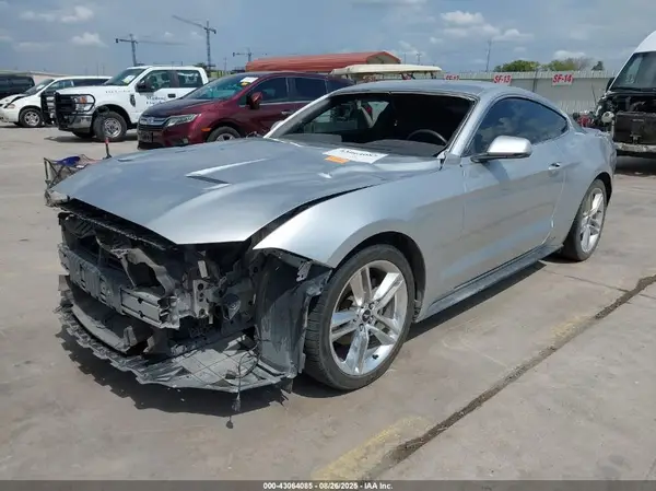 1FA6P8THXK5142910 2019 FORD MUSTANG - Image 2
