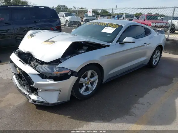 1FA6P8THXK5203365 2019 FORD MUSTANG - Image 2