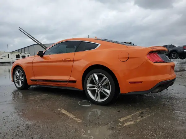 1FA6P8THXL5117717 2020 FORD MUSTANG - Image 2