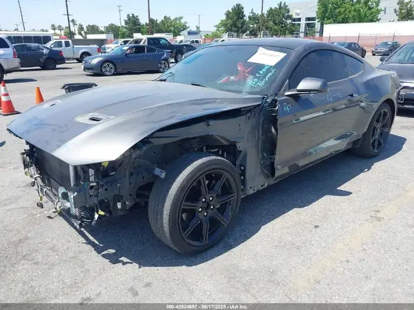 1FA6P8THXL5163452 2020 FORD MUSTANG - Image 2