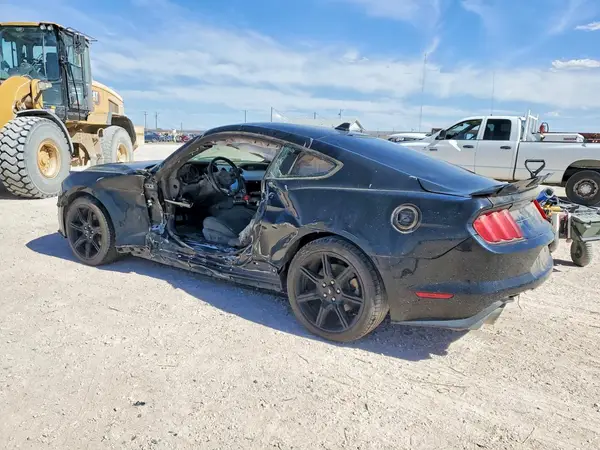 1FA6P8THXL5169896 2020 FORD MUSTANG - Image 2
