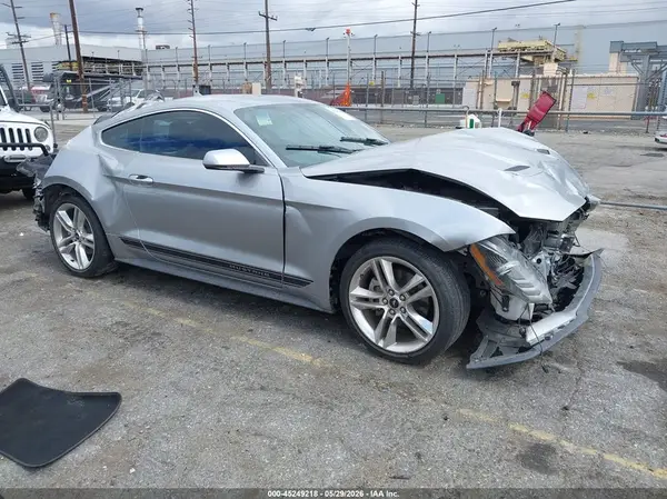 1FA6P8THXL5172913 2020 FORD MUSTANG - Image 1