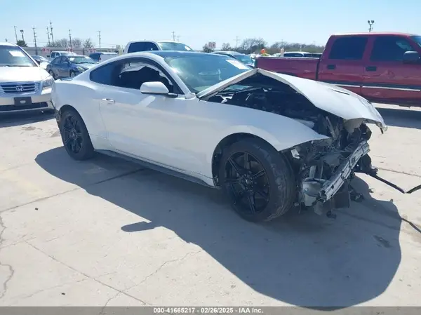 1FA6P8THXL5174791 2020 FORD MUSTANG - Image 1