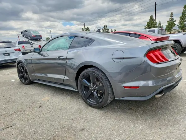 1FA6P8THXN5118238 2022 FORD MUSTANG - Image 2