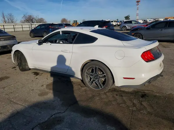 1FA6P8THXN5126677 2022 FORD MUSTANG - Image 2