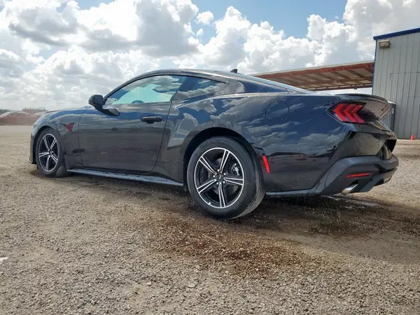 1FA6P8THXS5122415 2025 FORD MUSTANG - Image 2