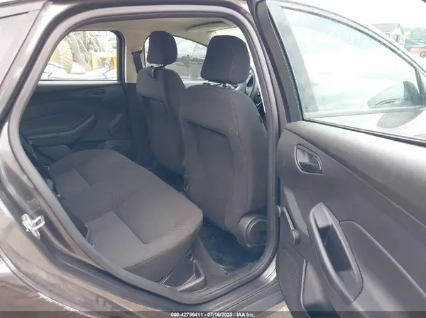1FADP3E20GL215420 2016 FORD FOCUS - Image 8