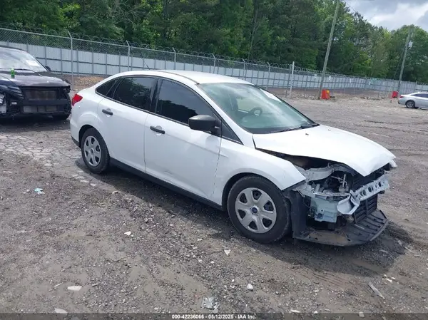 1FADP3E20GL233089 2016 FORD FOCUS - Image 1