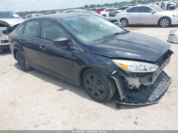1FADP3E20GL233982 2016 FORD FOCUS - Image 1