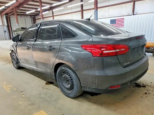 1FADP3E20GL266576 2016 FORD FOCUS - Image 2