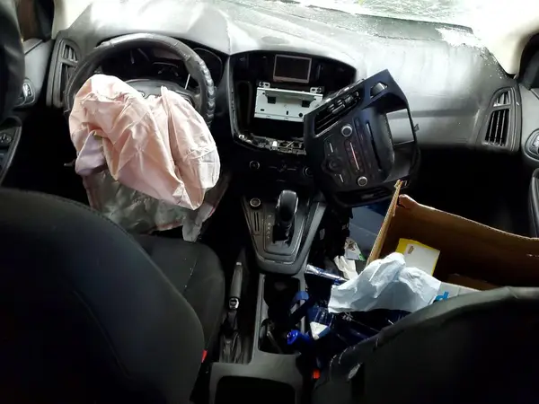 1FADP3E20GL266576 2016 FORD FOCUS - Image 8