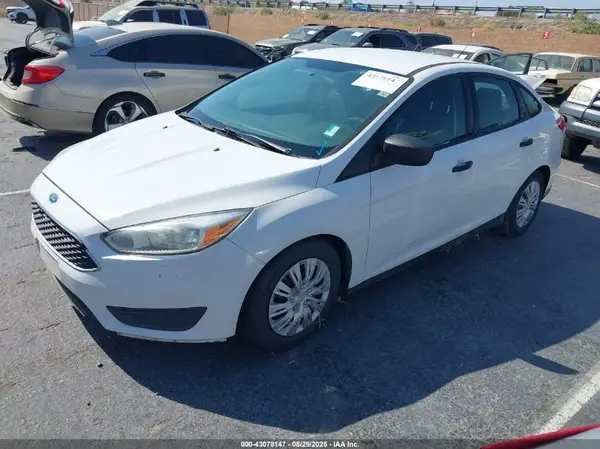 1FADP3E20GL320748 2016 FORD FOCUS - Image 2