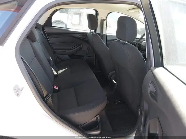 1FADP3E20GL339364 2016 FORD FOCUS - Image 8