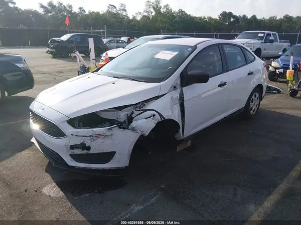 1FADP3E20GL339459 2016 FORD FOCUS - Image 2