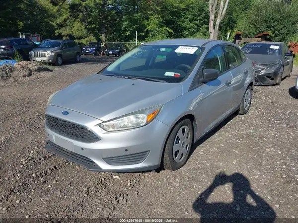 1FADP3E20GL352969 2016 FORD FOCUS - Image 2