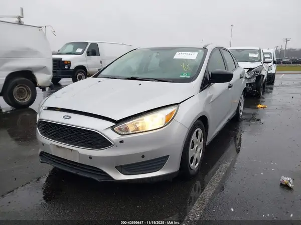1FADP3E20GL365995 2016 FORD FOCUS - Image 2