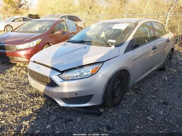 1FADP3E20GL366063 2016 FORD FOCUS - Image 2