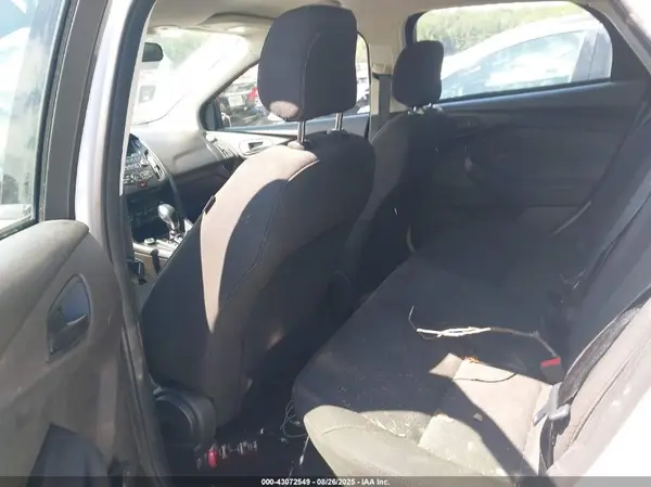 1FADP3E20GL369240 2016 FORD FOCUS - Image 8