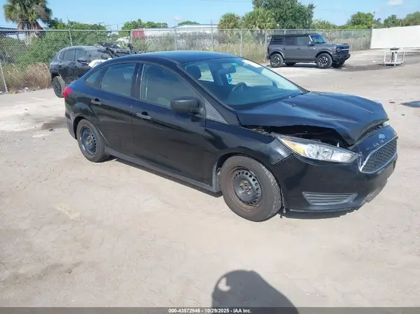 1FADP3E20GL395675 2016 FORD FOCUS - Image 1