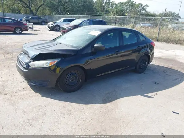 1FADP3E20GL395675 2016 FORD FOCUS - Image 2
