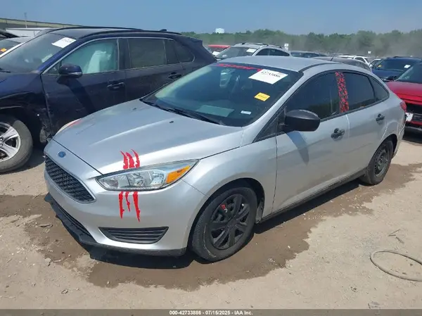 1FADP3E20GL403256 2016 FORD FOCUS - Image 2