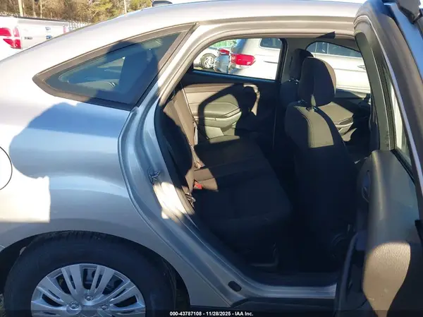 1FADP3E20HL243445 2017 FORD FOCUS - Image 8
