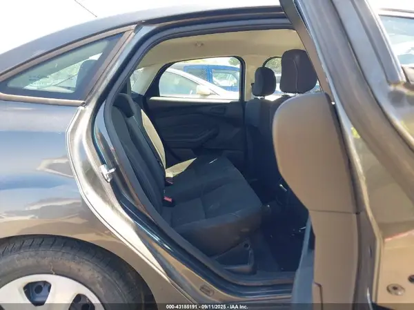 1FADP3E20HL263002 2017 FORD FOCUS - Image 8