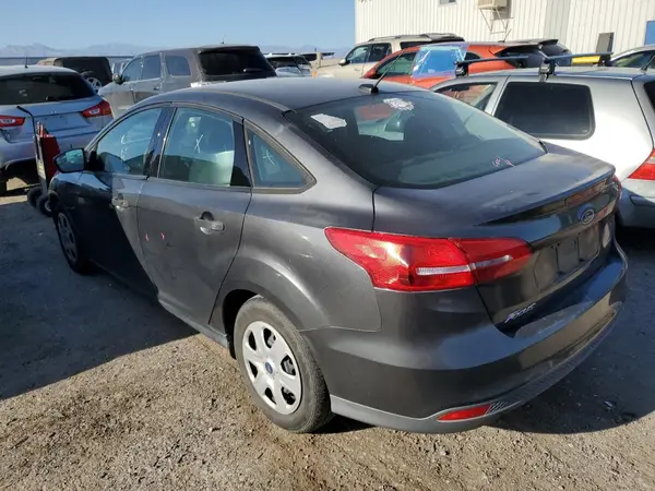 1FADP3E20HL289180 2017 FORD FOCUS - Image 2