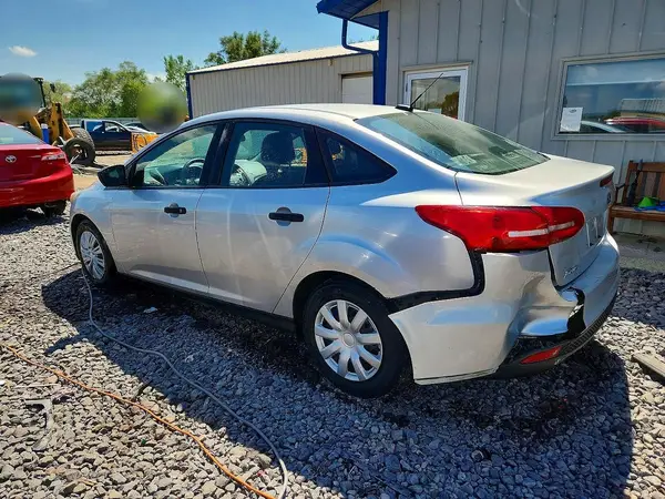 1FADP3E20HL307192 2017 FORD FOCUS - Image 2