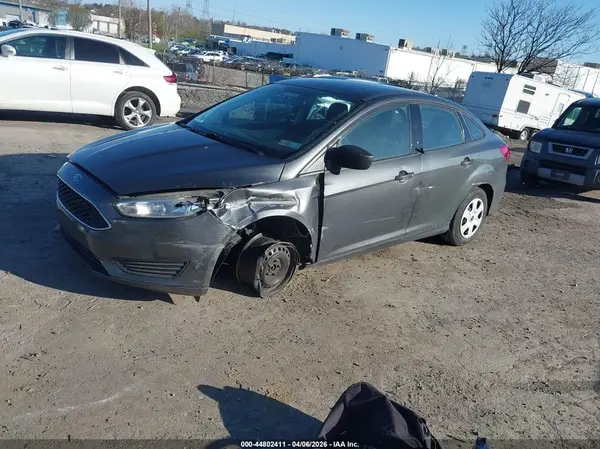 1FADP3E20HL336143 2017 FORD FOCUS - Image 2