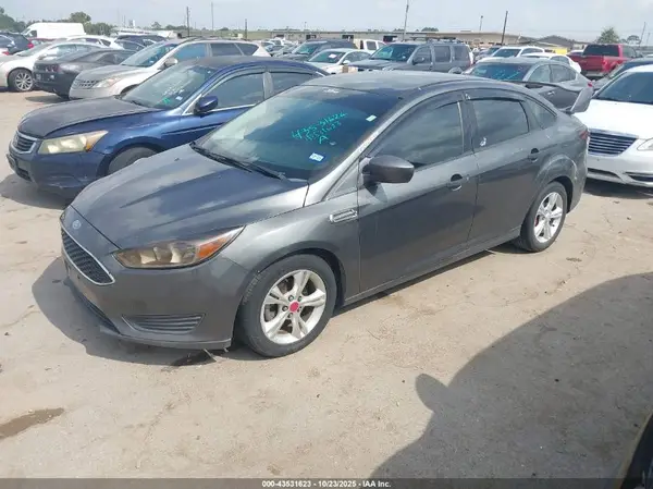 1FADP3E20JL216316 2018 FORD FOCUS - Image 2