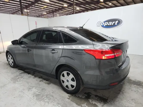 1FADP3E20JL285099 2018 FORD FOCUS - Image 2
