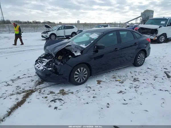 1FADP3E20JL298967 2018 FORD FOCUS - Image 2