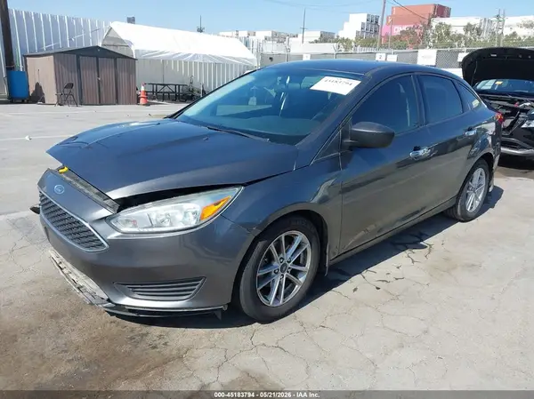 1FADP3E20JL304850 2018 FORD FOCUS - Image 2
