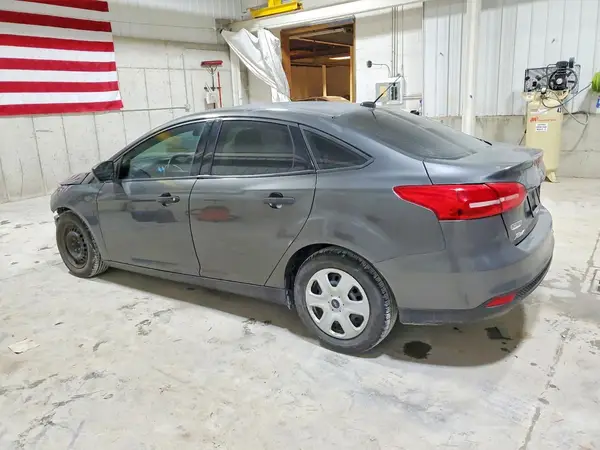 1FADP3E20JL325701 2018 FORD FOCUS - Image 2